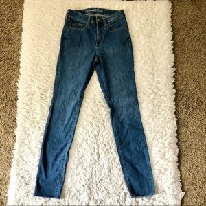 Universal Thread high rise skinny jeans, size 24